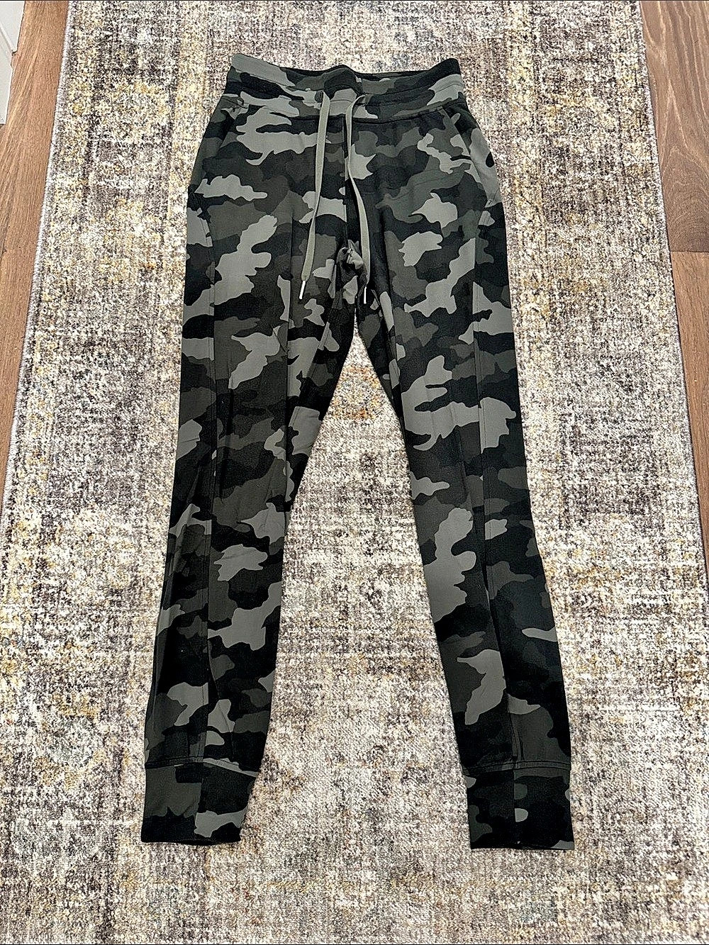 Lululemon Ready to Rulu Jogger Camo Green & Black Waist 2